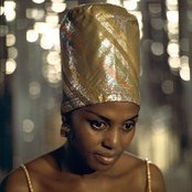 Miriam Makeba - List pictures
