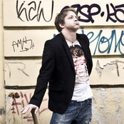 Tomáš Klus - List pictures