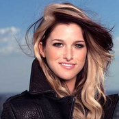 Cassadee Pope - List pictures