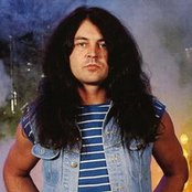 Gillan - List pictures