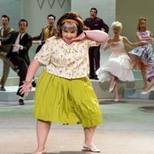 Nikki Blonsky - List pictures