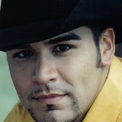 Shane Yellowbird - List pictures