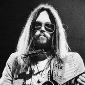 Neil Young - List pictures