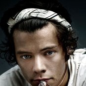 Harry Styles - List pictures