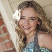 Sabrina Carpenter - List pictures