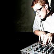 Floating Points - List pictures
