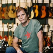 Steve Earle - List pictures