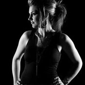 Stephanie Smith - List pictures