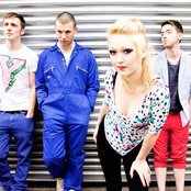 Flamboyant Bella - List pictures