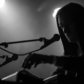 S O H N - List pictures