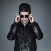 Noel Gallagher's High Flying Birds - List pictures