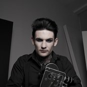 William Control - List pictures