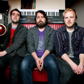 Royal Bangs - List pictures