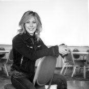 Alice Peacock - List pictures