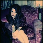 Katastrophy Wife - List pictures