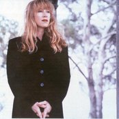 Loreena Mckennitt - List pictures