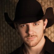 Chris Young - List pictures