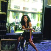 Caroline Henderson - List pictures