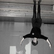 Klara Lewis - List pictures