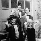 Exit 13 - List pictures