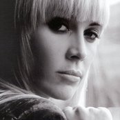 Anouk - List pictures