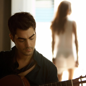 Miloš Karadaglić - List pictures