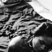 Teedra Moses - List pictures