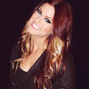 Cassadee Pope - List pictures