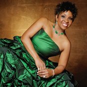 Gladys Knight - List pictures