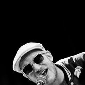 Flo Mega - List pictures