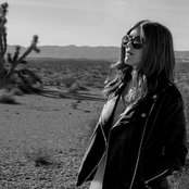 Willa - List pictures