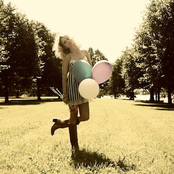 Katelyn Clampett - List pictures