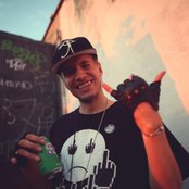 Pictureplane - List pictures