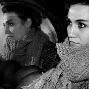 Nadine Shah - List pictures