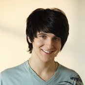 Mitchel Musso - List pictures