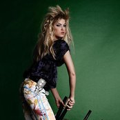 Ella - List pictures