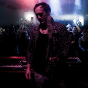 The Field - List pictures