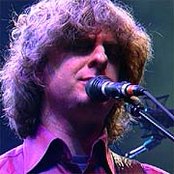 Mike Gordon - List pictures