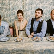 Straylight Run - List pictures