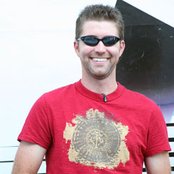 Josh Turner - List pictures