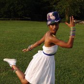 Algebra Blessett - List pictures