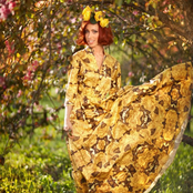 Aliona Moon - List pictures