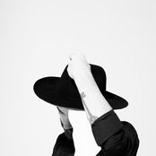 Woodkid - List pictures