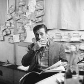 Yves Montand - List pictures