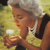 Helen Merrill - List pictures