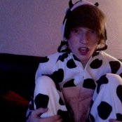 Lewis Watson - List pictures