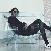 Bishop Briggs - List pictures