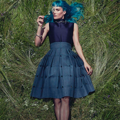 Oh Land - List pictures