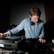 Floating Points - List pictures