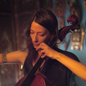 Julia Kent - List pictures